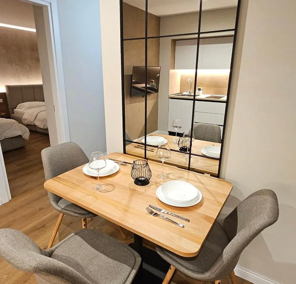 Tirana Center Piazza In Deluxe Apartment Albania